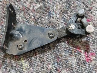 bontott VW MULTIVAN Tolóajtó Sín Görgő