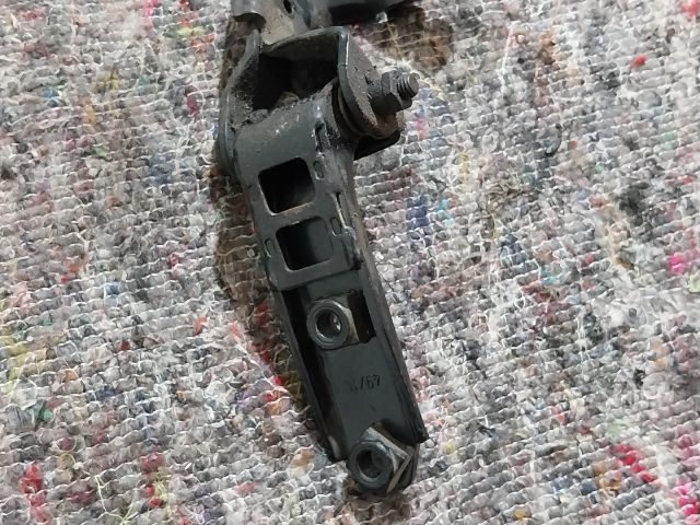 bontott VW MULTIVAN Tolóajtó Sín Görgő