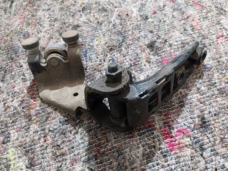 bontott VW MULTIVAN Tolóajtó Sín Görgő