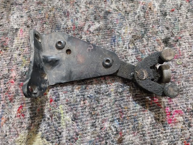 bontott VW MULTIVAN Tolóajtó Sín Görgő