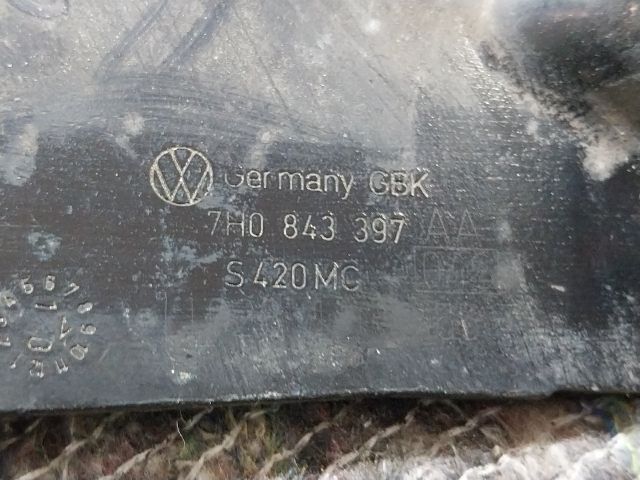 bontott VW MULTIVAN Tolóajtó Sín Görgő