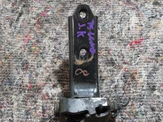 bontott VW MULTIVAN Tolóajtó Sín Görgő