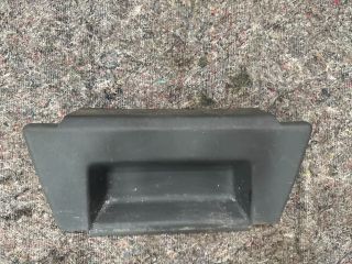 bontott VW MULTIVAN Ülés Rögzítő Takaró