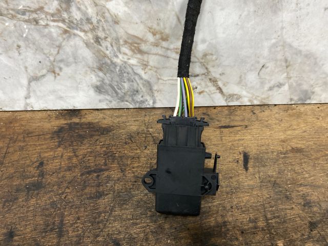 bontott VW MULTIVAN Ülésfűtés Vezérlő