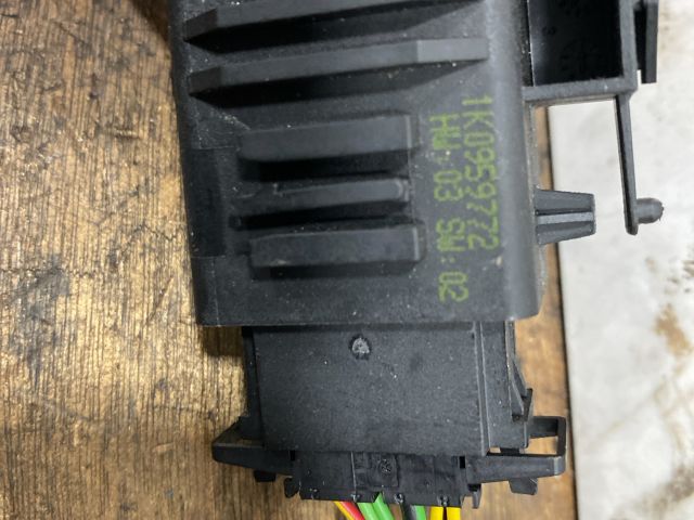 bontott VW MULTIVAN Ülésfűtés Vezérlő