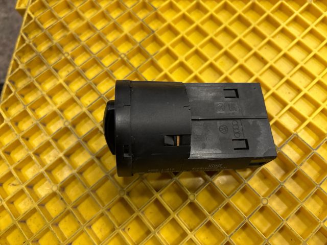 bontott VW MULTIVAN Világítás Kapcsoló