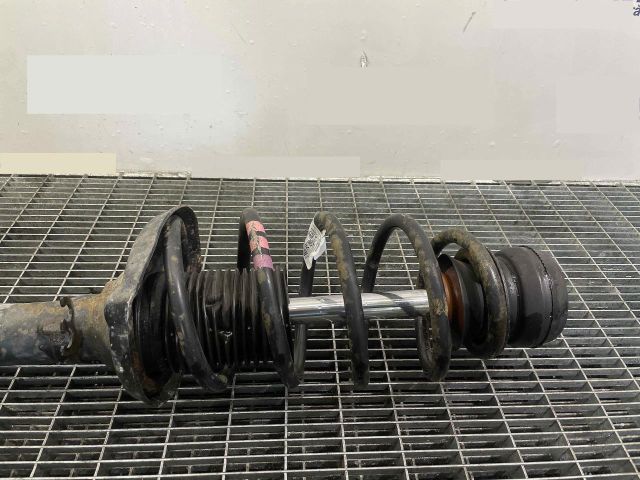 bontott VW NEW BEETLE Első Rugó