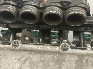 bontott VW NEW BEETLE Motor (Fűzött blokk hengerfejjel)