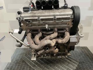 bontott VW NEW BEETLE Motor (Fűzött blokk hengerfejjel)