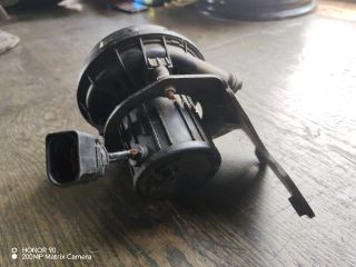 bontott VW NEW BEETLE Szekunder Levegő Szivattyú