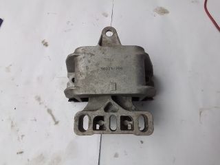 bontott VW NEW BEETLE Motor Tartó Bak (Fém)