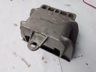 bontott VW NEW BEETLE Motor Tartó Bak (Fém)