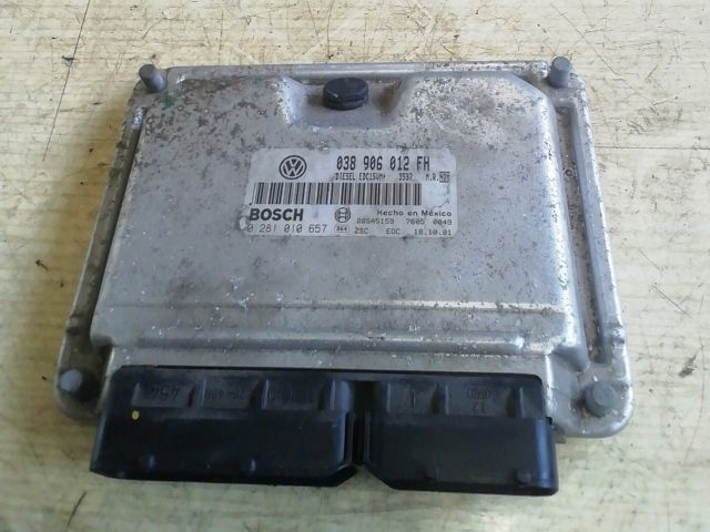 bontott VW NEW BEETLE Motorvezérlő