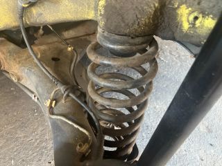 bontott VW NEW BEETLE Bal hátsó Rugó