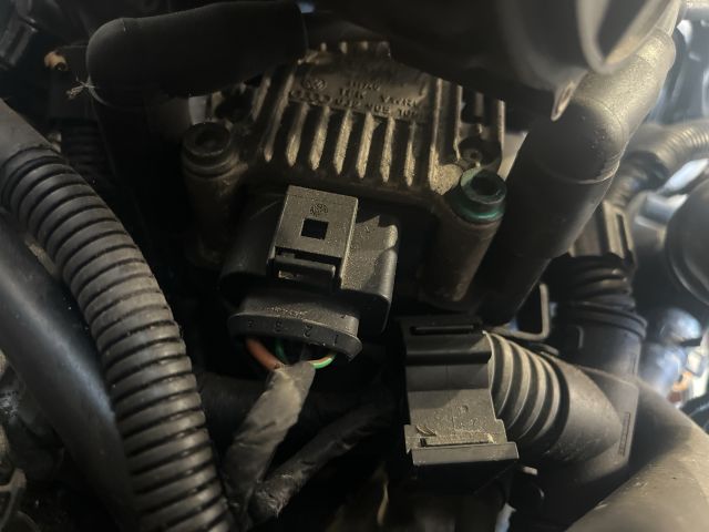 bontott VW NEW BEETLE Gyújtótrafó