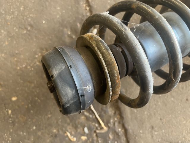 bontott VW NEW BEETLE Jobb első Gólyaláb (Lengécsillapító, Rugó)