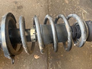 bontott VW NEW BEETLE Jobb első Rugó