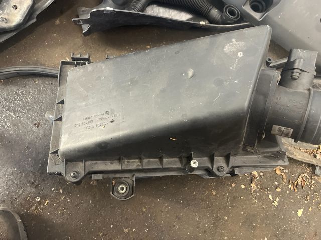 bontott VW NEW BEETLE Légszűrő Ház