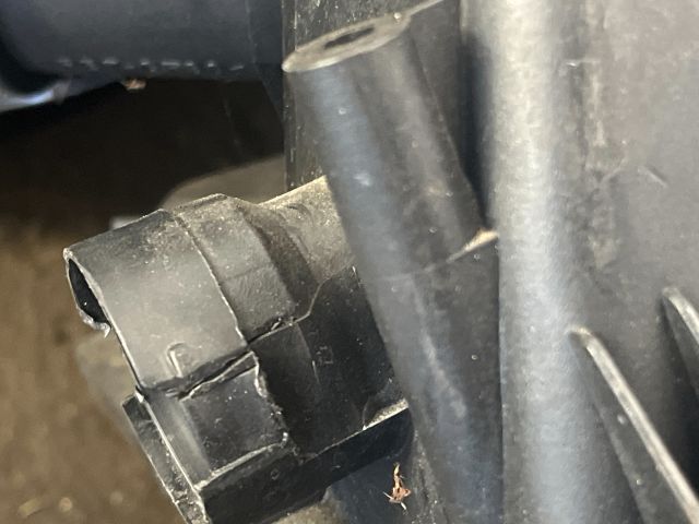 bontott VW NEW BEETLE Légszűrő Ház