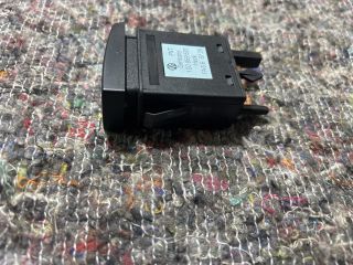 bontott VW NEW BEETLE Ablakfűtés Kapcsoló