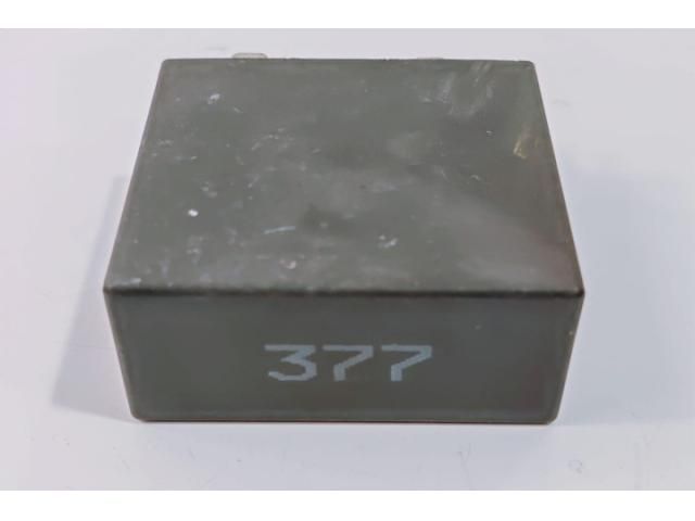 bontott VW NEW BEETLE Ablaktörlő Relé