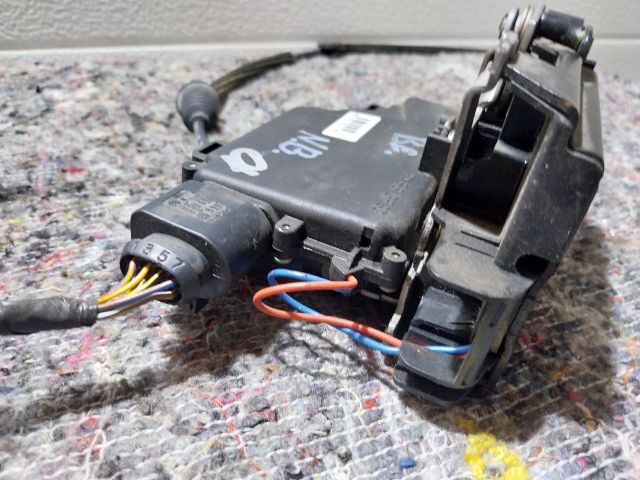 bontott VW NEW BEETLE Bal első Ajtózár Motor