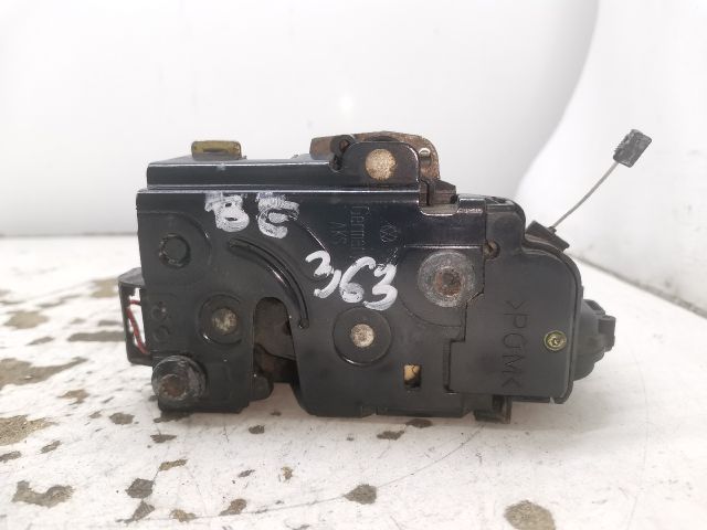 bontott VW NEW BEETLE Bal első Ajtózár