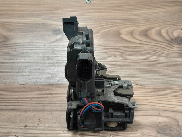 bontott VW NEW BEETLE Bal első Ajtózár