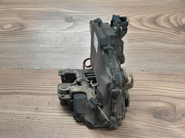 bontott VW NEW BEETLE Bal első Ajtózár