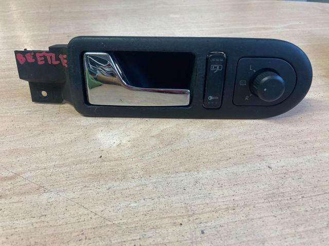 bontott VW NEW BEETLE Bal első Belső Kilincs