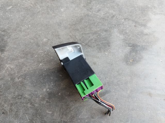 bontott VW NEW BEETLE Bal első Ülésfűtés Kapcsoló