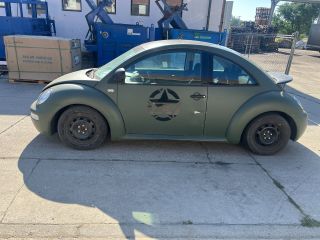 bontott VW NEW BEETLE Bal első Zsanér