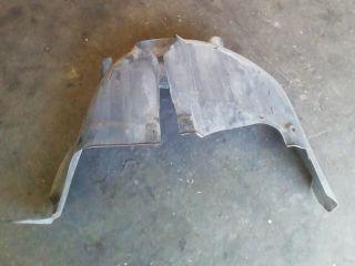 bontott VW NEW BEETLE Bal hátsó Dobbetét (Kerékjárati, Műanyag)