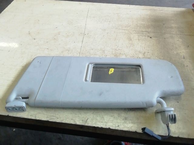 bontott VW NEW BEETLE Bal Napellenző