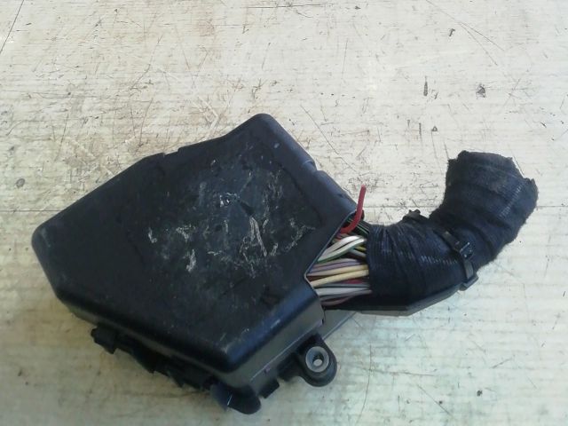 bontott VW NEW BEETLE Biztosítéktábla Utastér