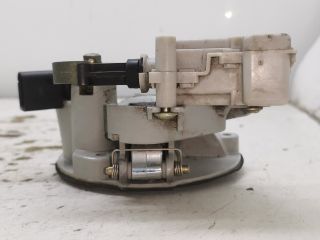 bontott VW NEW BEETLE Csomagtérajtó Zárszerkezet