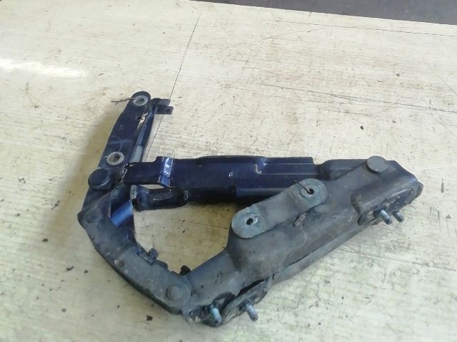 bontott VW NEW BEETLE Csomagtérajtó Zsanér