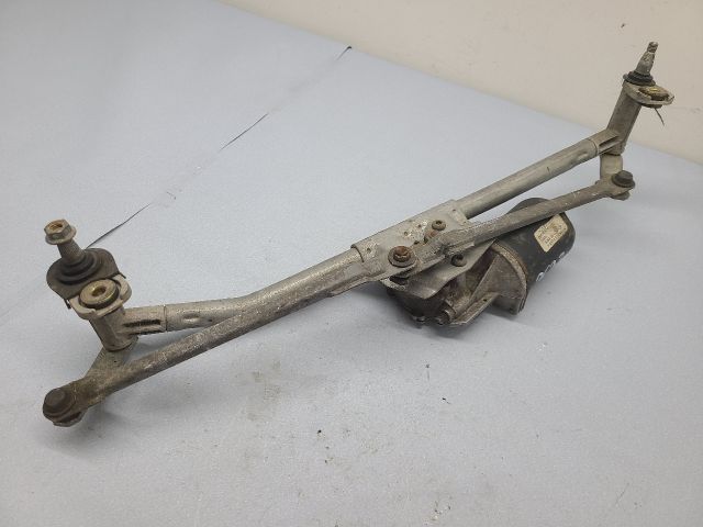 bontott VW NEW BEETLE Első Ablaktörlő Szerkezet Motorral