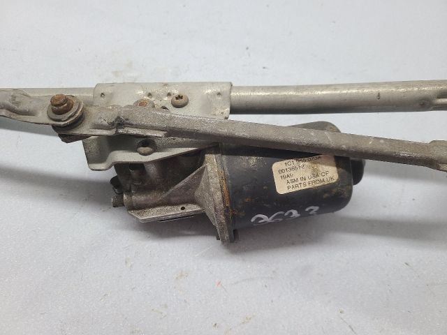 bontott VW NEW BEETLE Első Ablaktörlő Szerkezet Motorral