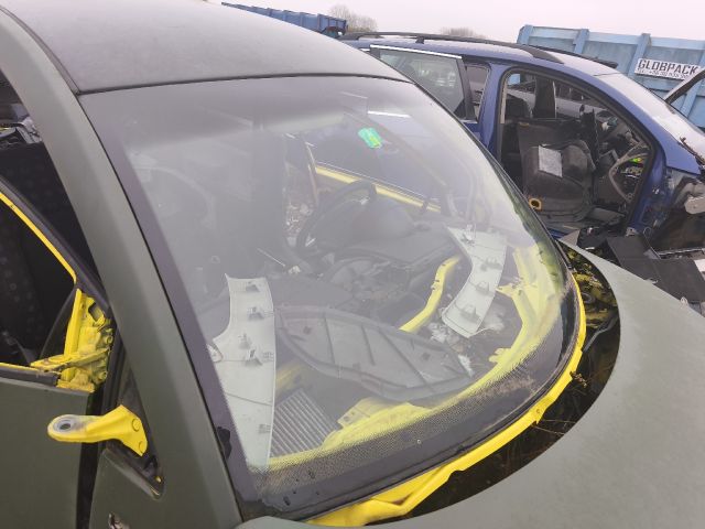 bontott VW NEW BEETLE Első Szélvédő