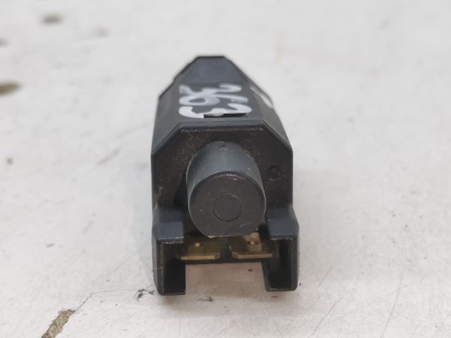 bontott VW NEW BEETLE Fék Pedál Kapcsoló