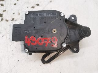 bontott VW NEW BEETLE Fűtés Állító Motor