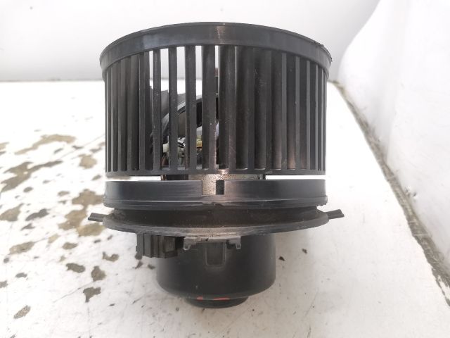 bontott VW NEW BEETLE Fűtőmotor (Klímás)