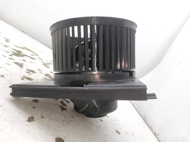 bontott VW NEW BEETLE Fűtőmotor (Klímás)