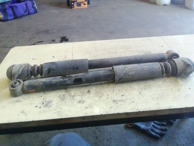 bontott VW NEW BEETLE Hátsó Lengéscsillapító Pár