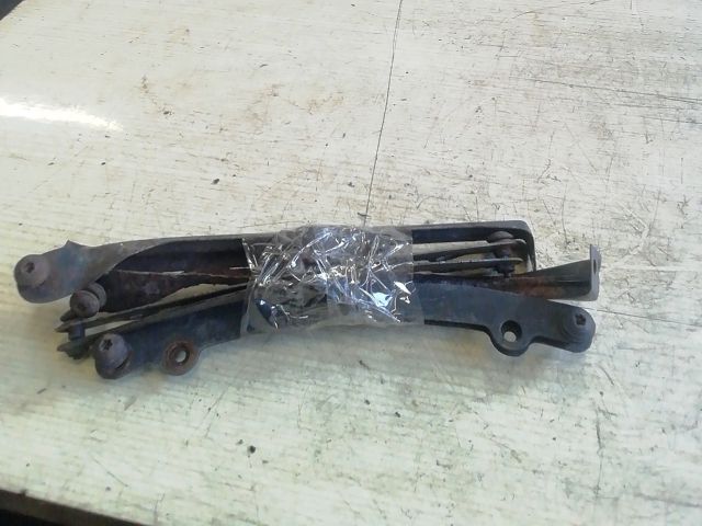 bontott VW NEW BEETLE Hátsó Lökhárító Merevítő (Fém)