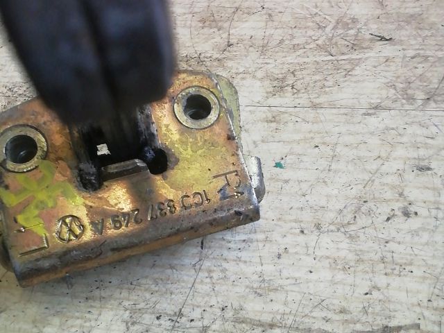 bontott VW NEW BEETLE Jobb első Ajtóhatároló