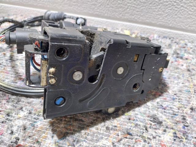 bontott VW NEW BEETLE Jobb első Ajtózár Motor