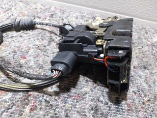 bontott VW NEW BEETLE Jobb első Ajtózár Motor