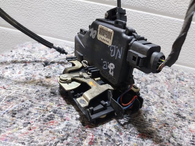 bontott VW NEW BEETLE Jobb első Ajtózár Motor